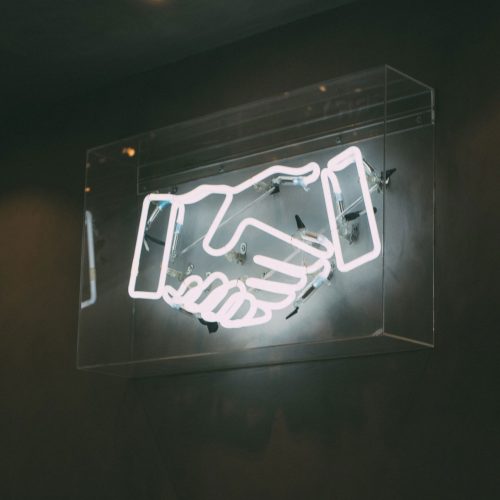 charles-deluvio-AT5vuPoi8vc-unsplash
